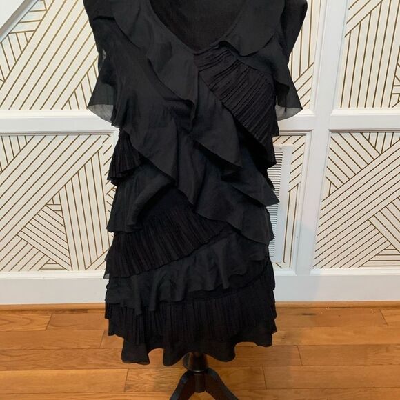 NWT Frilly Loft Dress - Picture 2 of 4